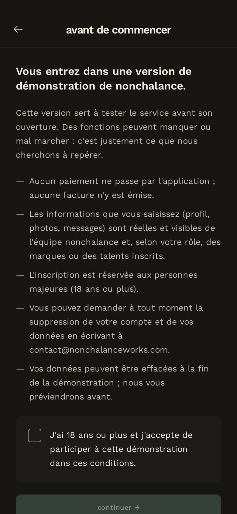 Avant l’inscription, la mention de démonstration : des fonctions peuvent manquer, aucun paiement, aucune facture, inscription réservée aux majeurs, capture d’écran, données de démonstration